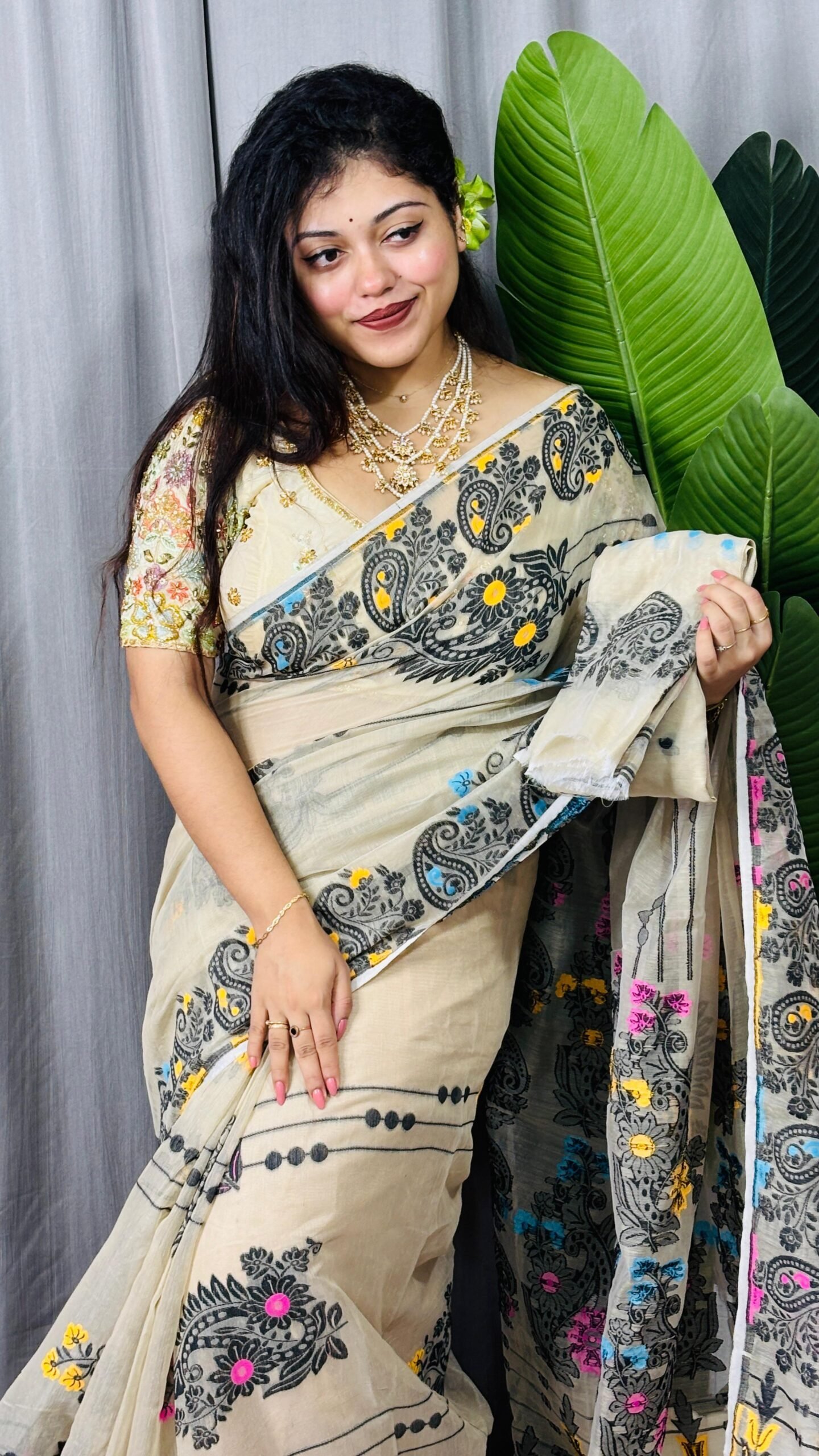 Cream Soft Ful Bahar Jamdani Saree 2 Cream Soft Ful Bahar Jamdani Saree - Image 2