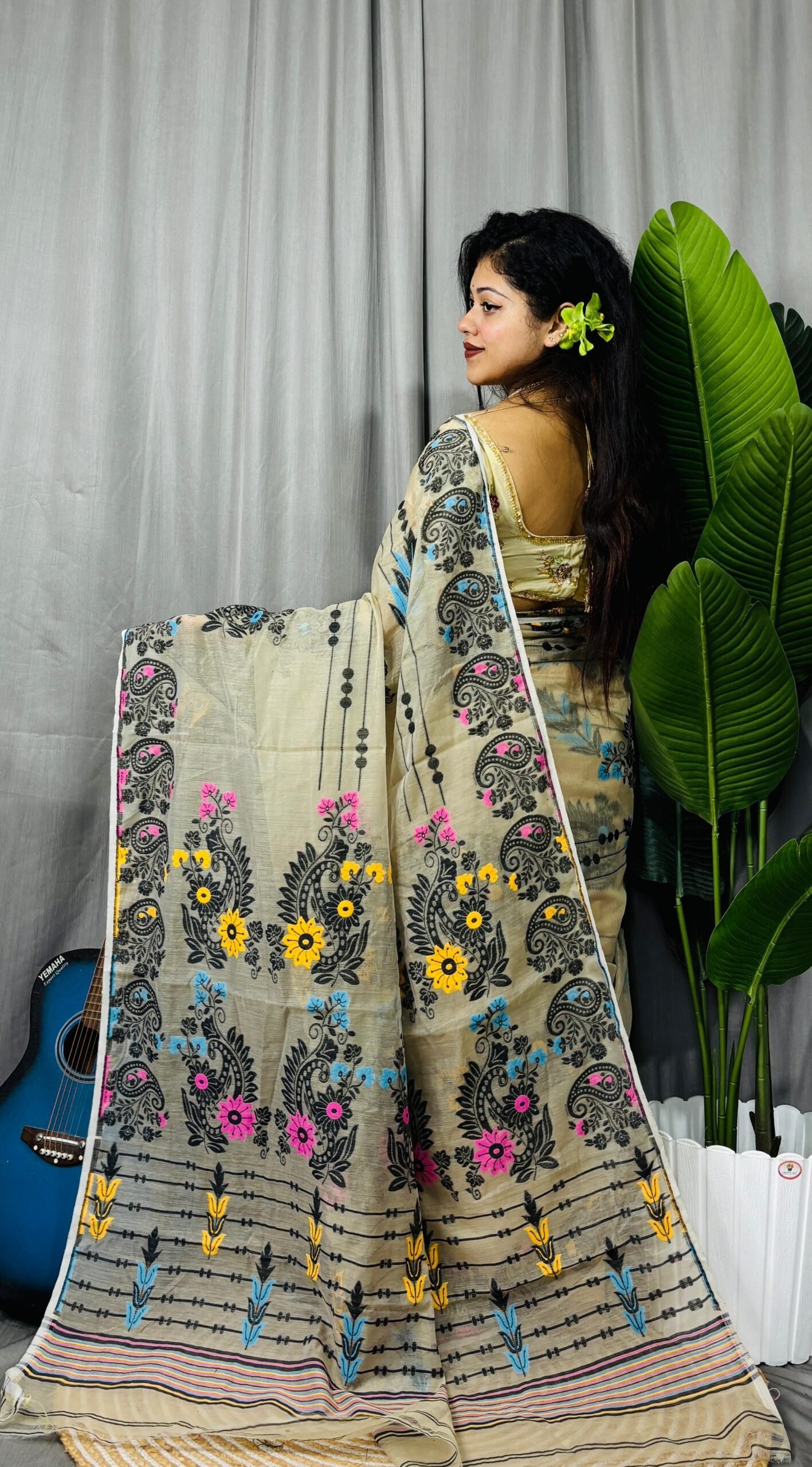 Cream Soft Ful Bahar Jamdani Saree 3 Cream Soft Ful Bahar Jamdani Saree - Image 3