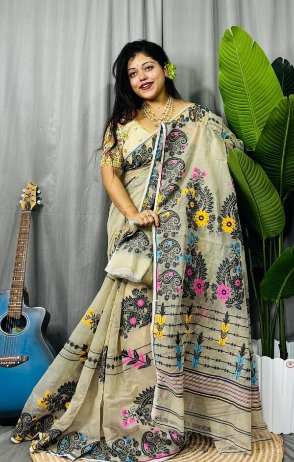 Cream Soft Ful Bahar Jamdani Saree 4 Cream Soft Ful Bahar Jamdani Saree - Image 4