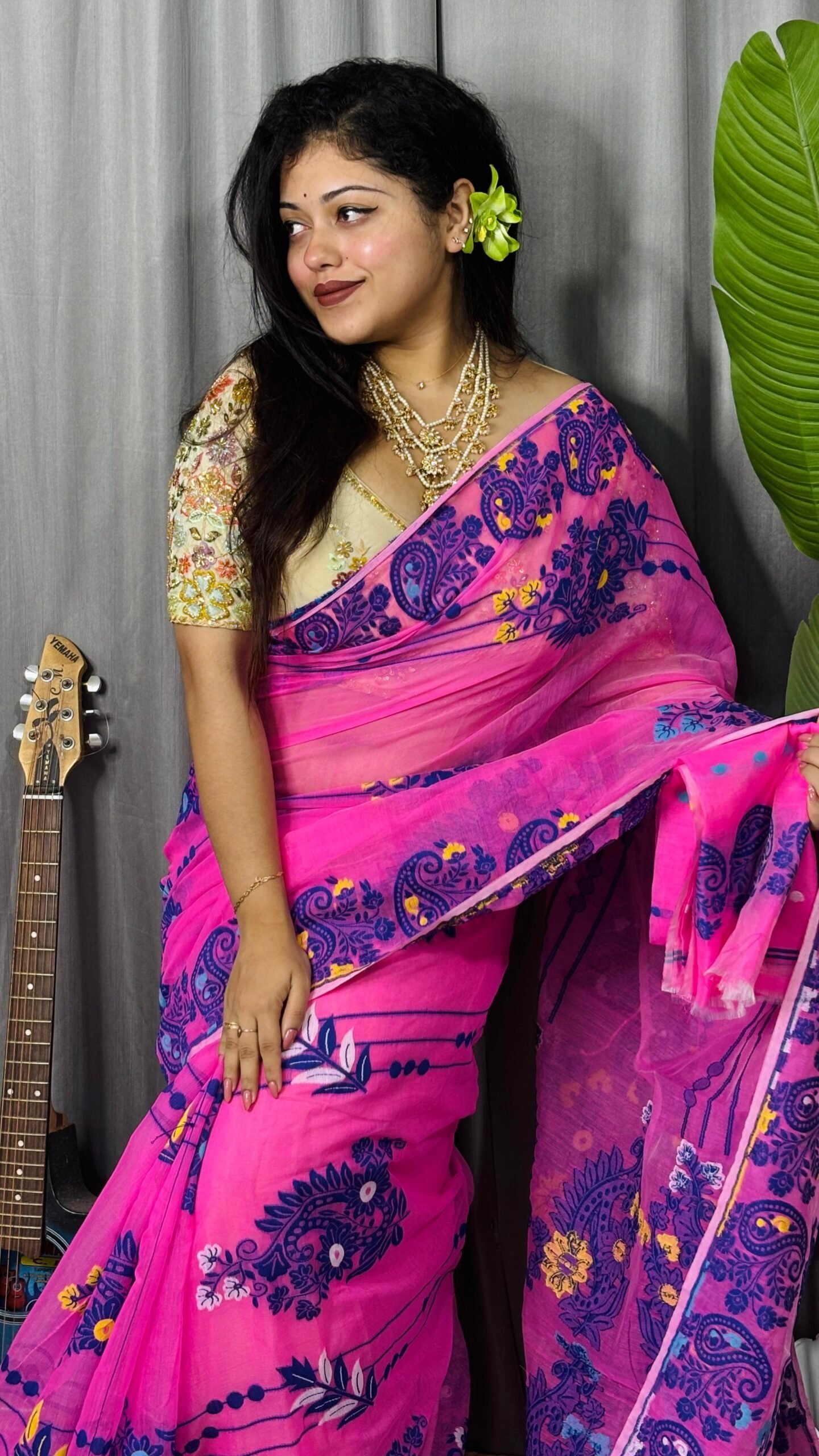Deep Pink Soft Ful Bahar Jamdani Saree 4 Deep Pink Soft Ful Bahar Jamdani Saree - Image 4