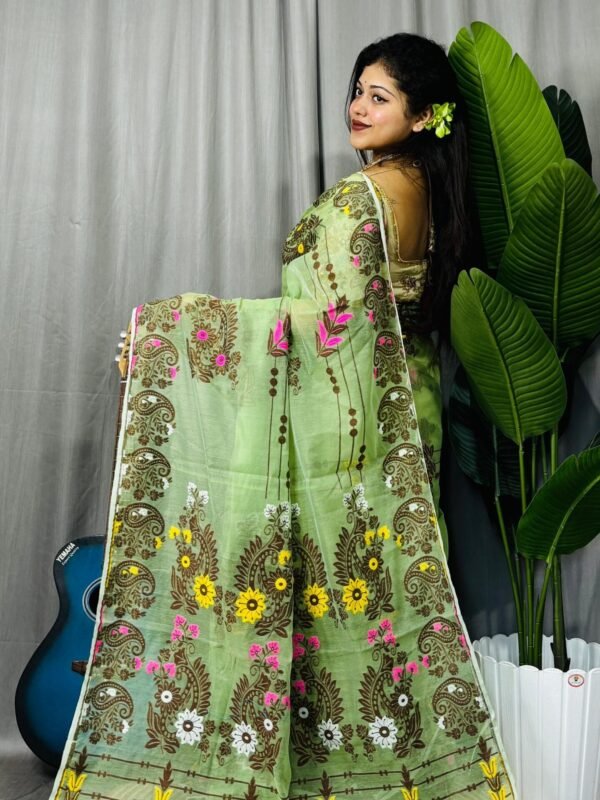 Frog Green Soft Ful Bahar Jamdani Saree 3 scaled 1