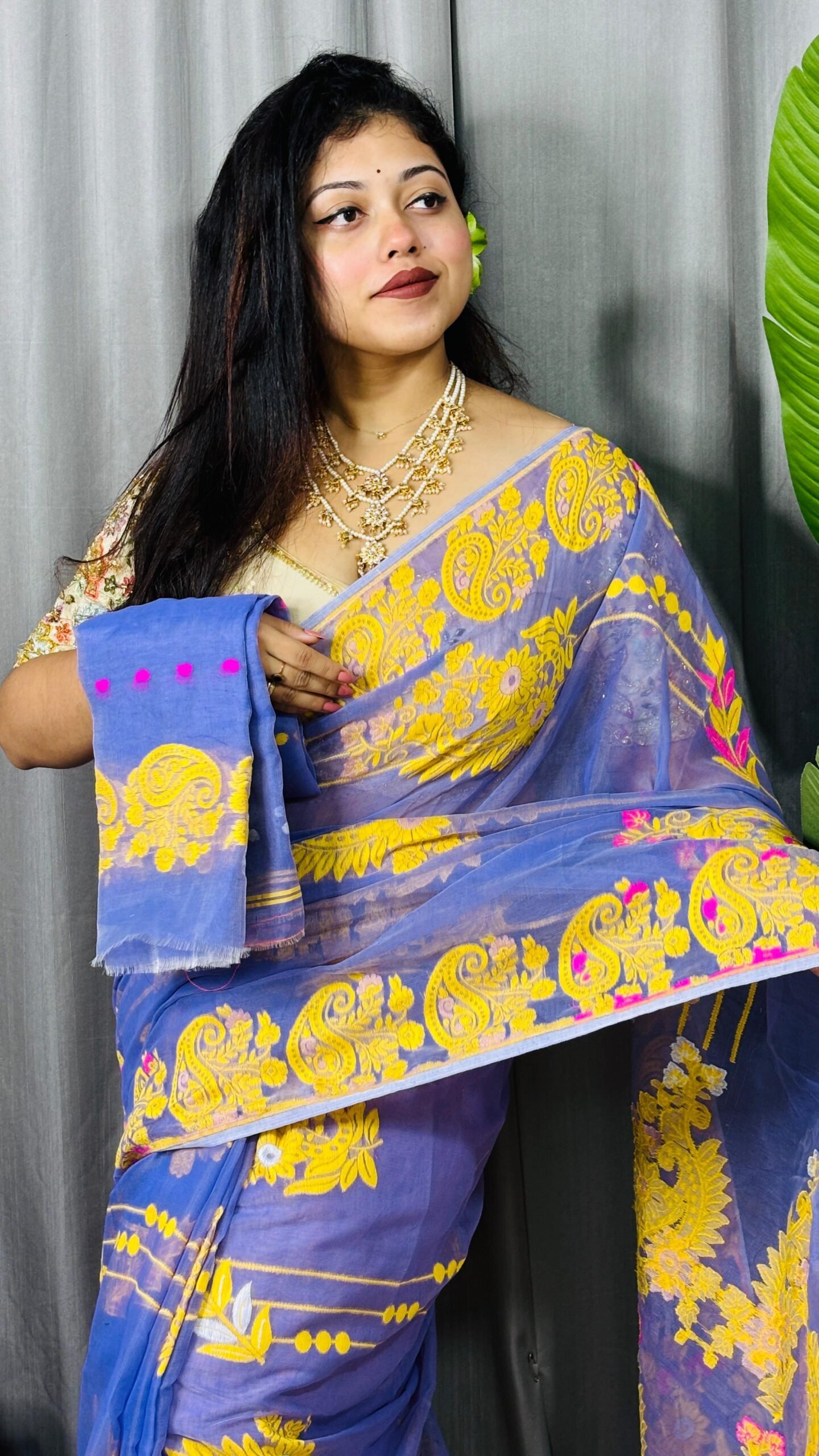 Warm Blue Soft Ful Bahar Jamdani Saree 3 Warm Blue Soft Ful Bahar Jamdani Saree - Image 3