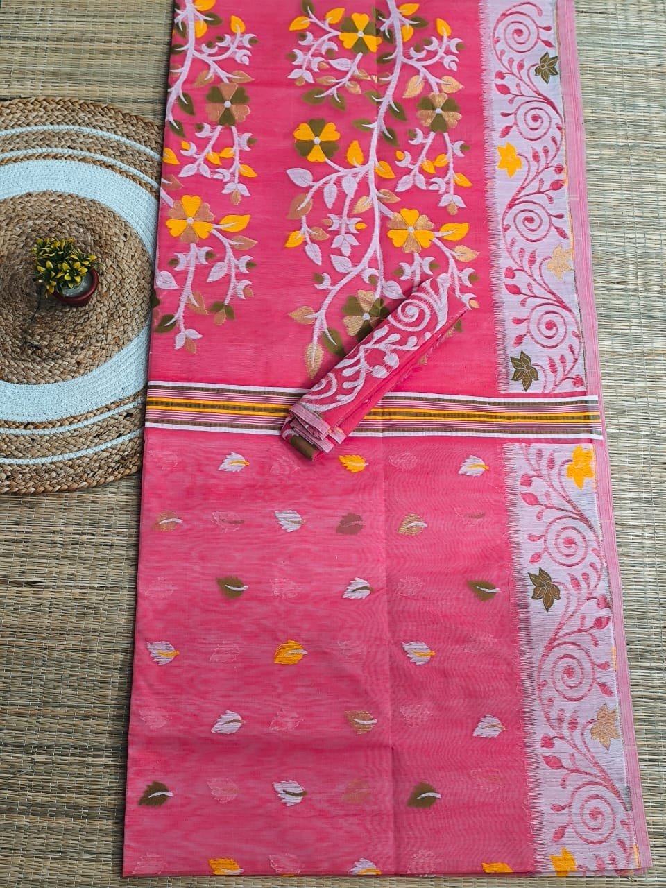 Deep Rose Soft Dhakai Jamdani Saree 1 Deep Rose Soft Dhakai Jamdani Saree
