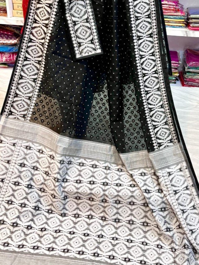 Barfi Soft Dhakai Jamdani Sari with Blouse Piece - Black 2 Barfi Soft Dhakai Jamdani Sari with Blouse Piece - Black