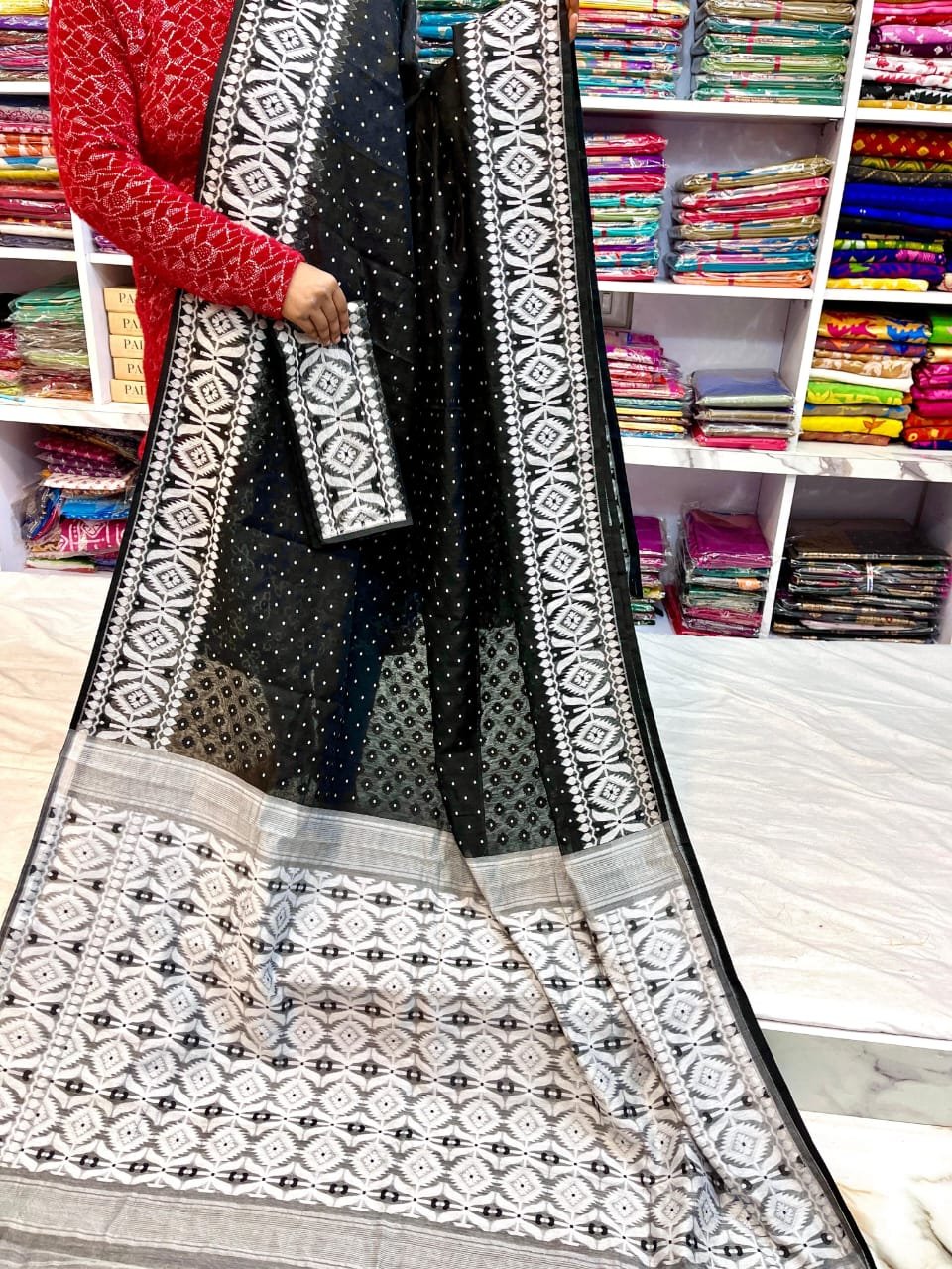 Barfi Soft Dhakai Jamdani Sari with Blouse Piece - Black 1 Barfi Soft Dhakai Jamdani Sari with Blouse Piece - Black