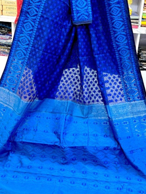 Barfi Soft Dhakai Jamdani Sari with Blouse Piece - Blue 2 Barfi Soft Dhakai Jamdani Sari with Blouse Piece - Blue