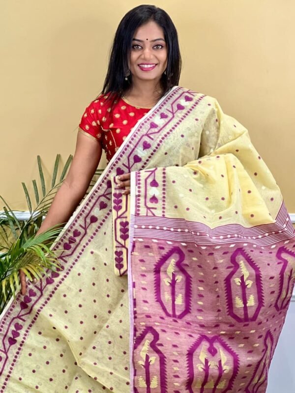 Buti Soft Dhakai Jamdani Saree with Blouse Piece - Deep Cream