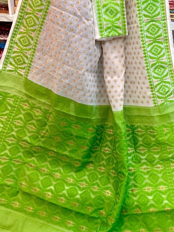 Barfi Soft Dhakai Jamdani Sari with Blouse Piece - Off White