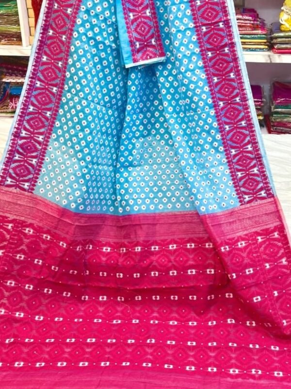 Barfi Soft Dhakai Jamdani Sari with Blouse Piece - Sky Blue
