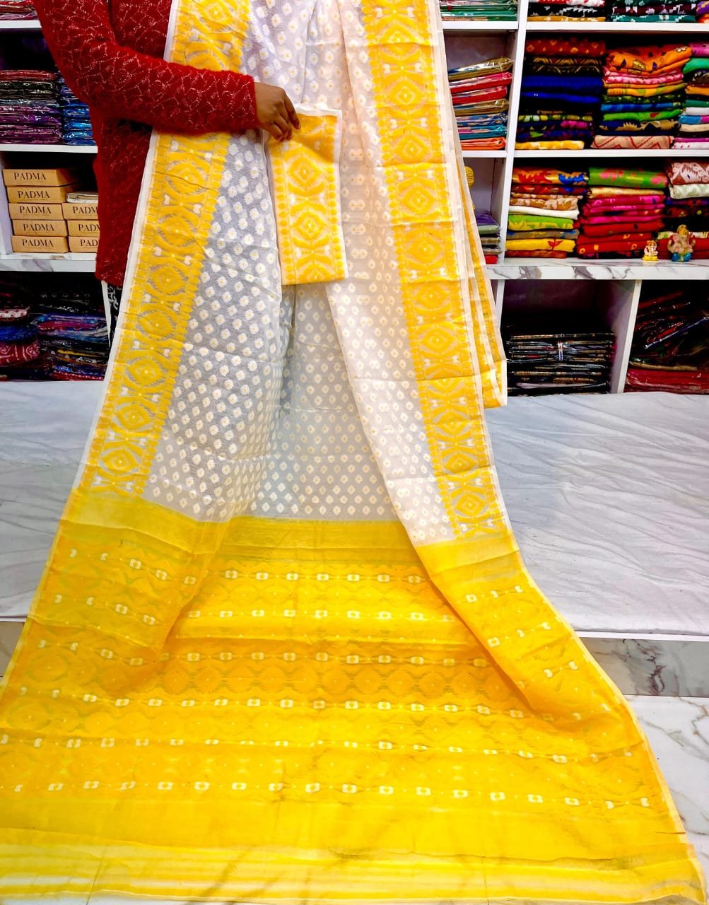 Barfi Soft Dhakai Jamdani Sari with Blouse Piece - White 1 Barfi Soft Dhakai Jamdani Sari with Blouse Piece - White
