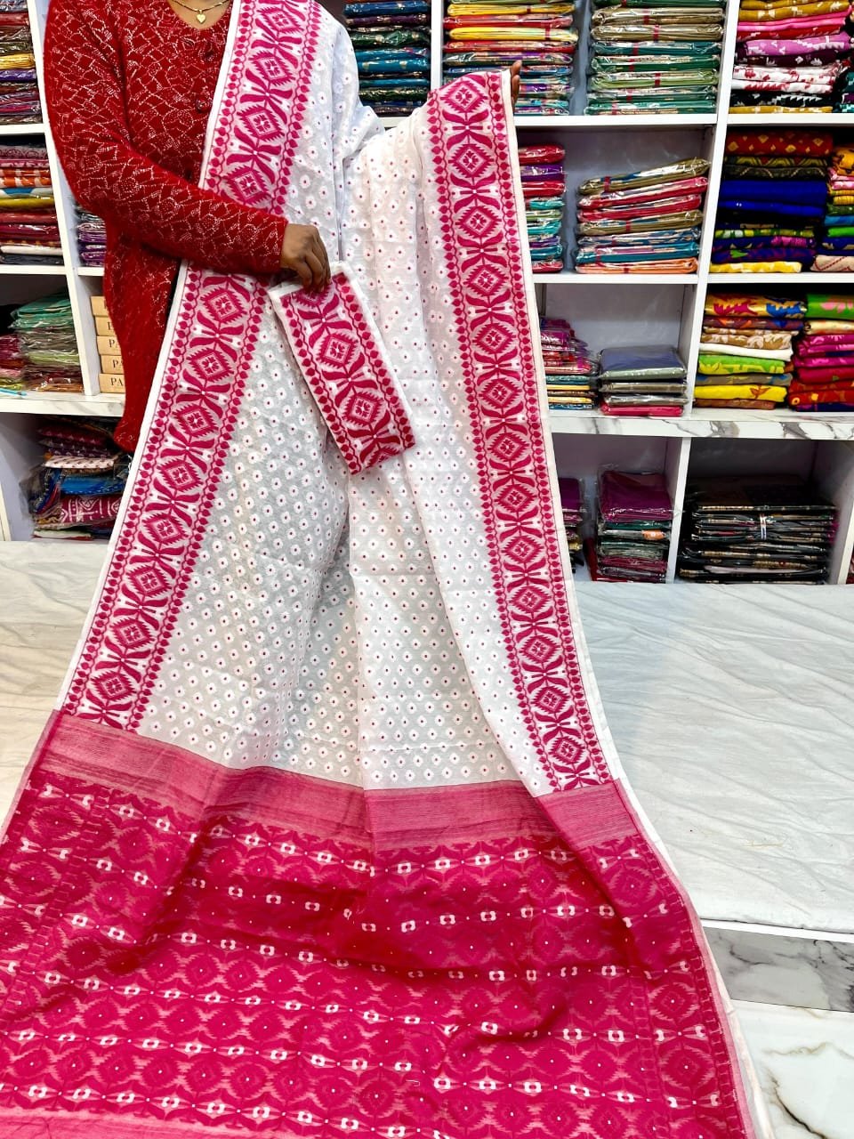 Barfi Soft Dhakai Jamdani Sari with Blouse Piece - White 1 Barfi Soft Dhakai Jamdani Sari with Blouse Piece - White