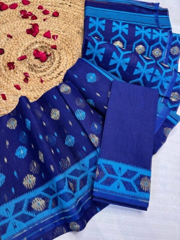 Barfi Buti Soft Dhakai Jamdani Sari with Blouse Piece - Blue