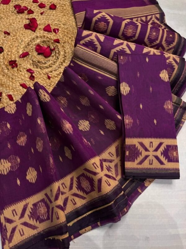 Barfi Buti Soft Dhakai Jamdani Sari with Blouse Piece - Grape