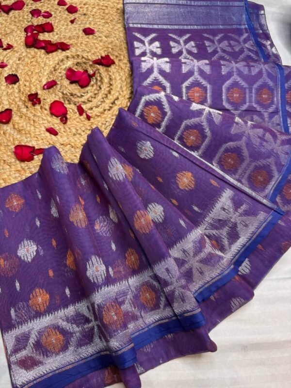 Barfi Buti Soft Dhakai Jamdani Sari with Blouse Piece - Grape Purple