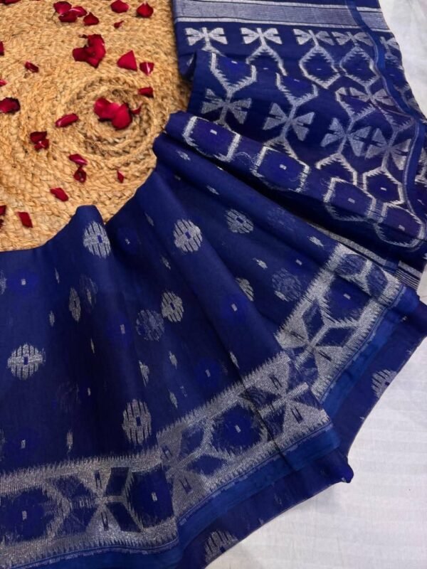 Barfi Buti Soft Dhakai Jamdani Sari with Blouse Piece - Navy Blue