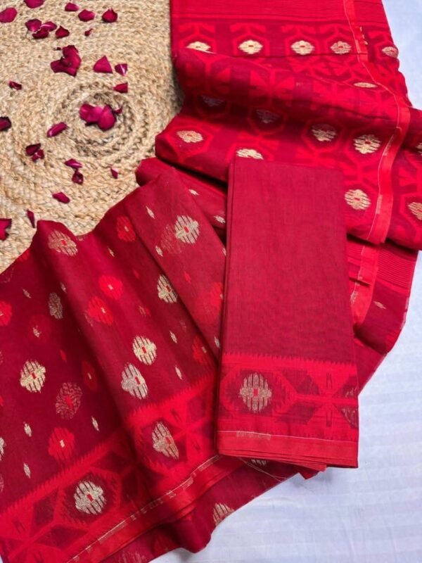 Barfi Buti Soft Dhakai Jamdani Sari with Blouse Piece - Pinkish Red