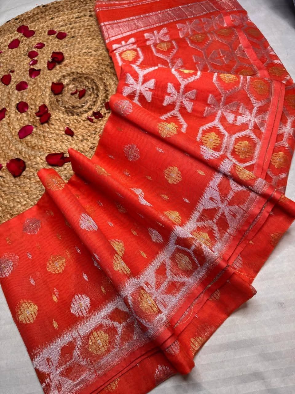 Barfi Buti Soft Dhakai Jamdani Sari with Blouse Piece - Orange Red 2 Barfi Buti Soft Dhakai Jamdani Sari with Blouse Piece - Orange Red - Image 2