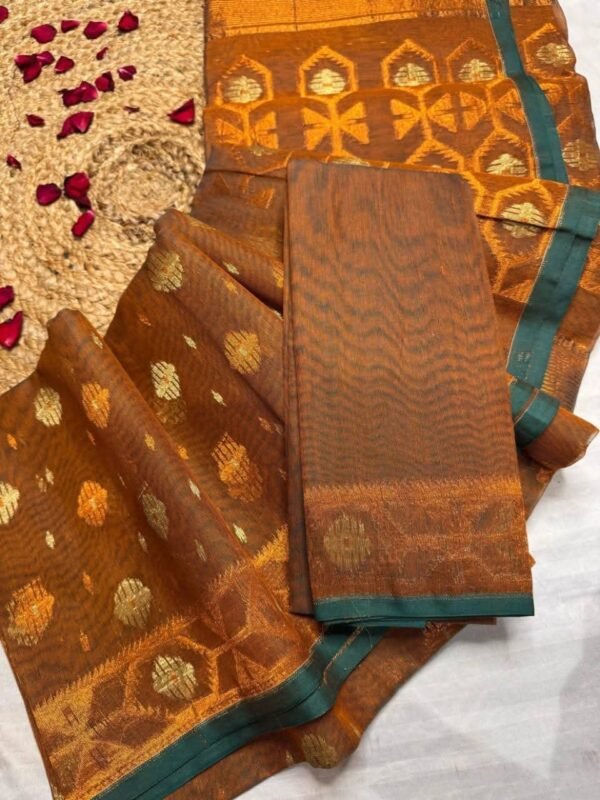 Barfi Buti Soft Dhakai Jamdani Sari with Blouse Piece - Red Beech