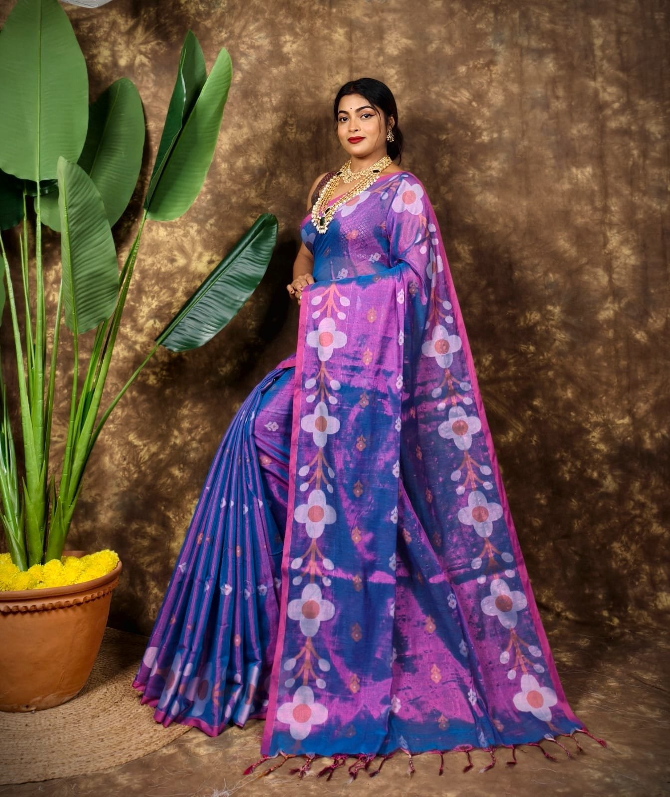 Sunflower Design Soft Dual Tone Tissue Sari - With Blouse Piece 3 Sunflower Design Soft Dual Tone Tissue Sari - With Blouse Piece - Image 3