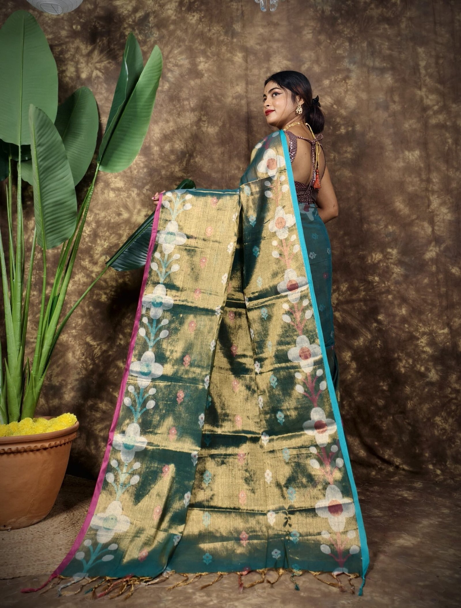 Sunflower Design Soft Dual Tone Tissue Sari - With Blouse Piece 4 Sunflower Design Soft Dual Tone Tissue Sari - With Blouse Piece - Image 4