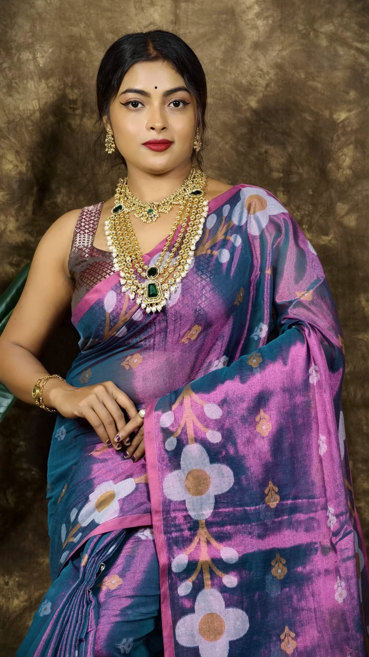Sunflower Design Soft Dual Tone Tissue Sari - With Blouse Piece 2 Sunflower Design Soft Dual Tone Tissue Sari - With Blouse Piece - Image 2