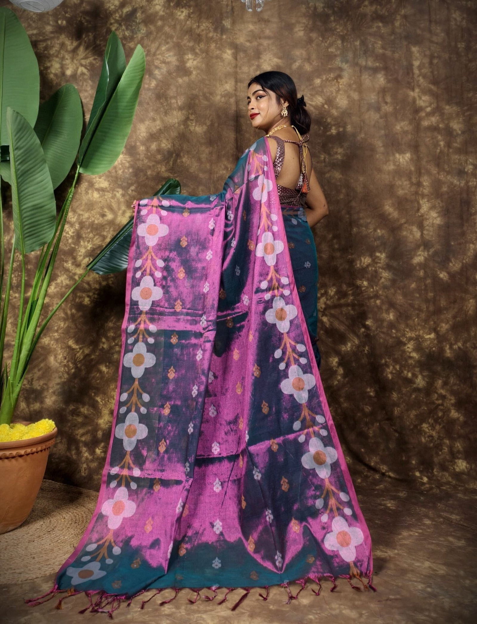 Sunflower Design Soft Dual Tone Tissue Sari - With Blouse Piece 3 Sunflower Design Soft Dual Tone Tissue Sari - With Blouse Piece - Image 3