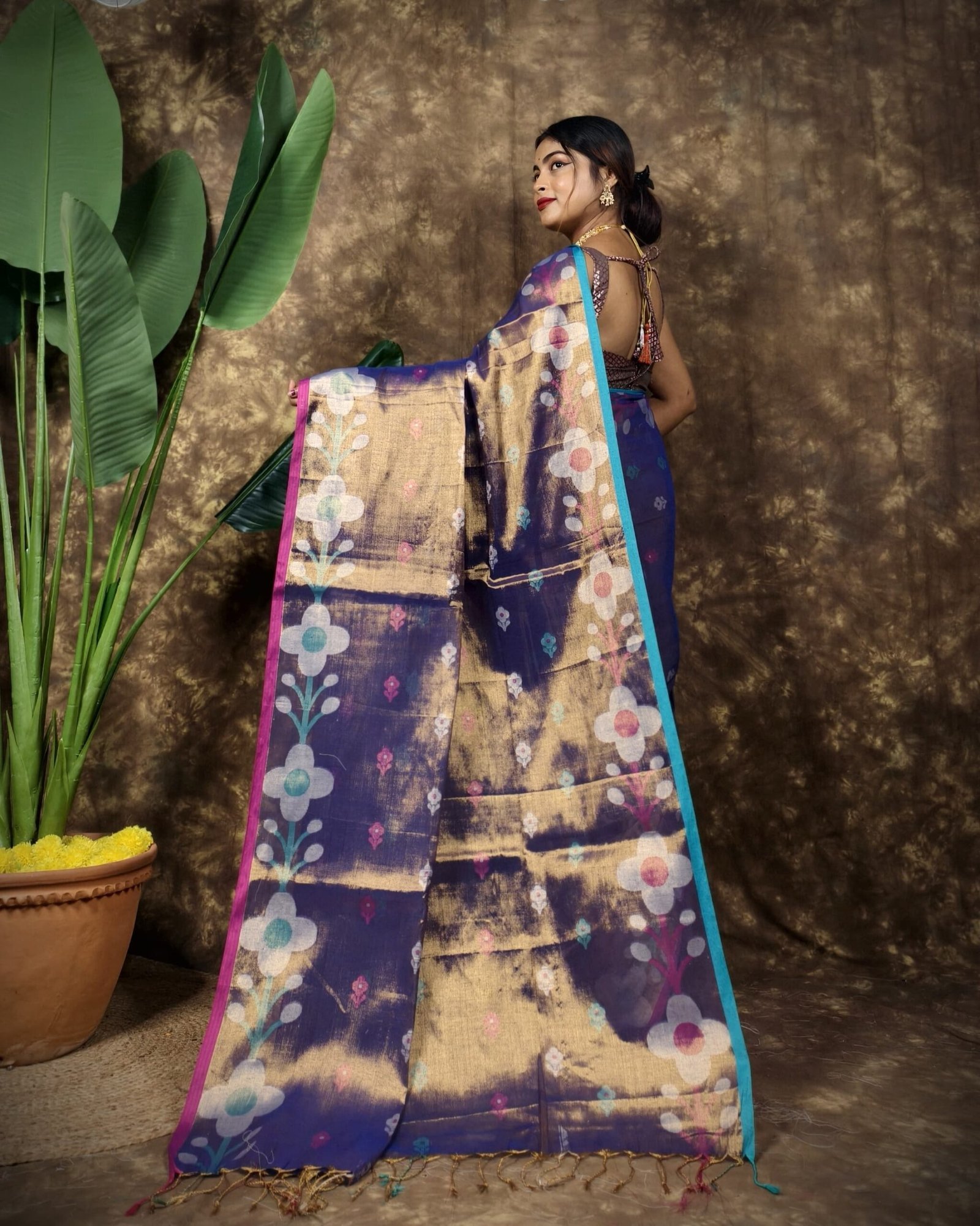 Sunflower Design Soft Dual Tone Tissue Sari - With Blouse Piece 3 Sunflower Design Soft Dual Tone Tissue Sari - With Blouse Piece - Image 3