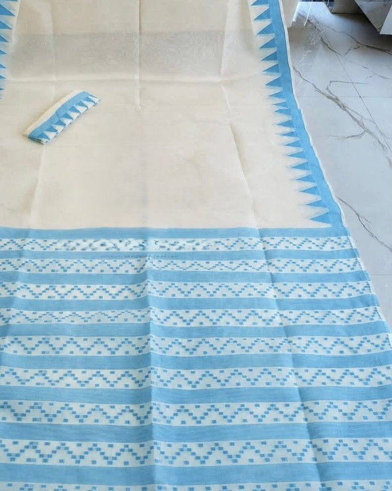 Body Plain Soft Dhakai Jamdani Saree with Blouse Piece - Off White 2 Body Plain Soft Dhakai Jamdani Saree with Blouse Piece - Off White - Image 2