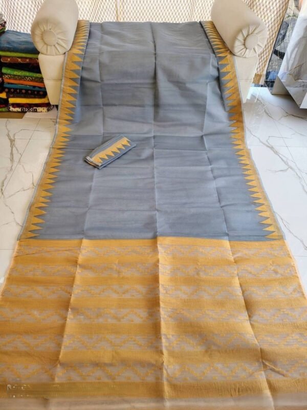 Body Plain Soft Dhakai Jamdani Saree with Blouse Piece - Olso Grey