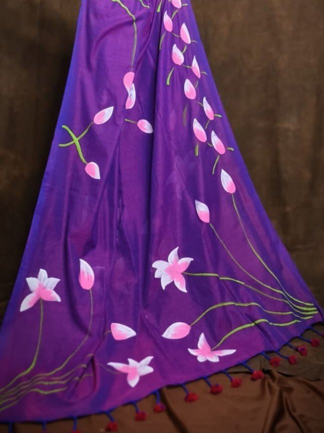 Floral Design Mul Cotton Sari With Blouse Piece 3 Floral Design Mul Cotton Sari With Blouse Piece - Image 3