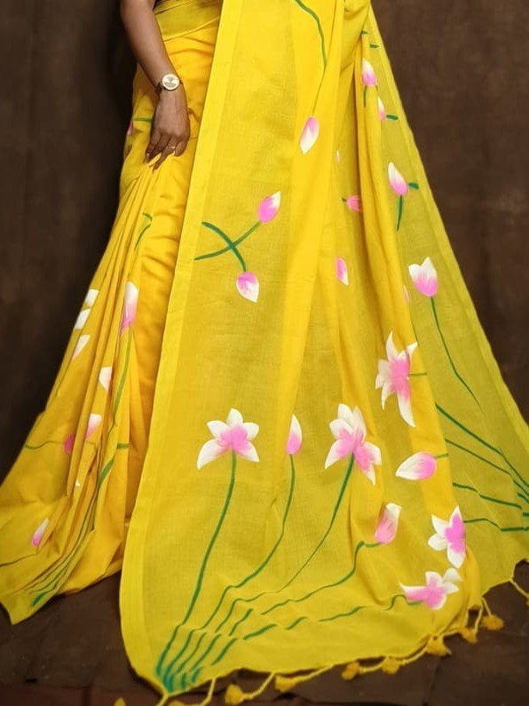 Floral Design Mul Cotton Sari With Blouse Piece 3 Floral Design Mul Cotton Sari With Blouse Piece - Image 3