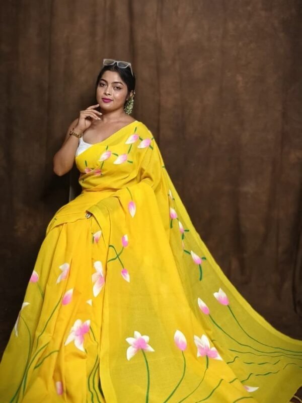 Floral Design Mul Cotton Sari With Blouse Piece
